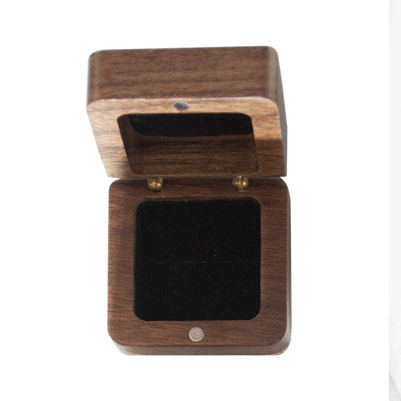 Engagement Ring Box Walnut Ultra Small Portable Fancy Mini Engagement Creative Wedding Retro Single Ring Box